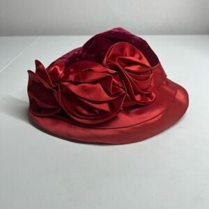 Vintage TOUCAN COLLECTION RED HAT Size Medium